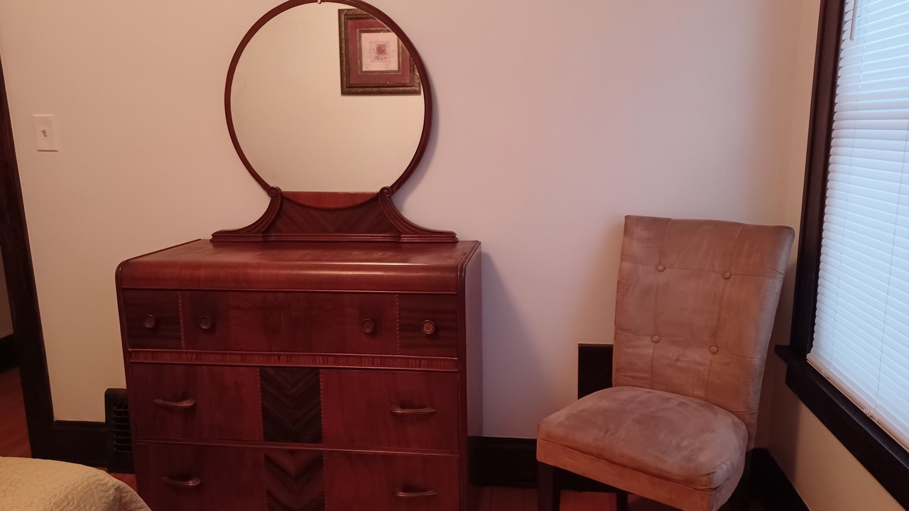 Photo of Bedroom in Garfield Heights
