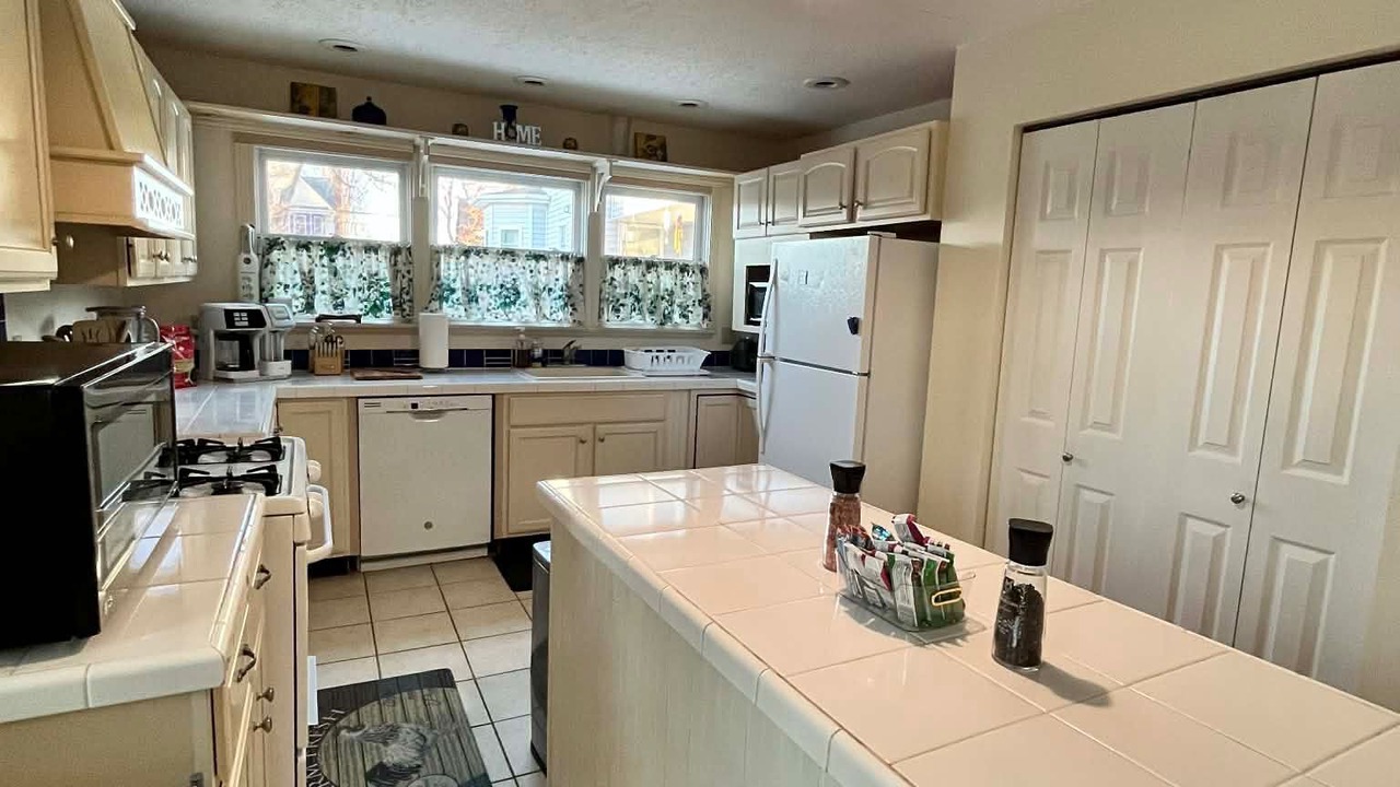 Photo of Kitchen in Conneaut