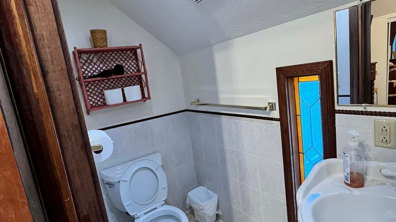 Photo of Bathroom in Conneaut