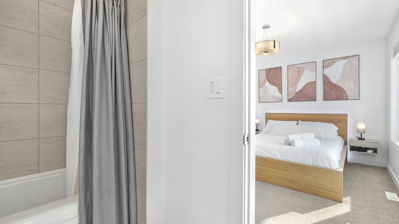 Photo of Bedroom in North Central Edmonton