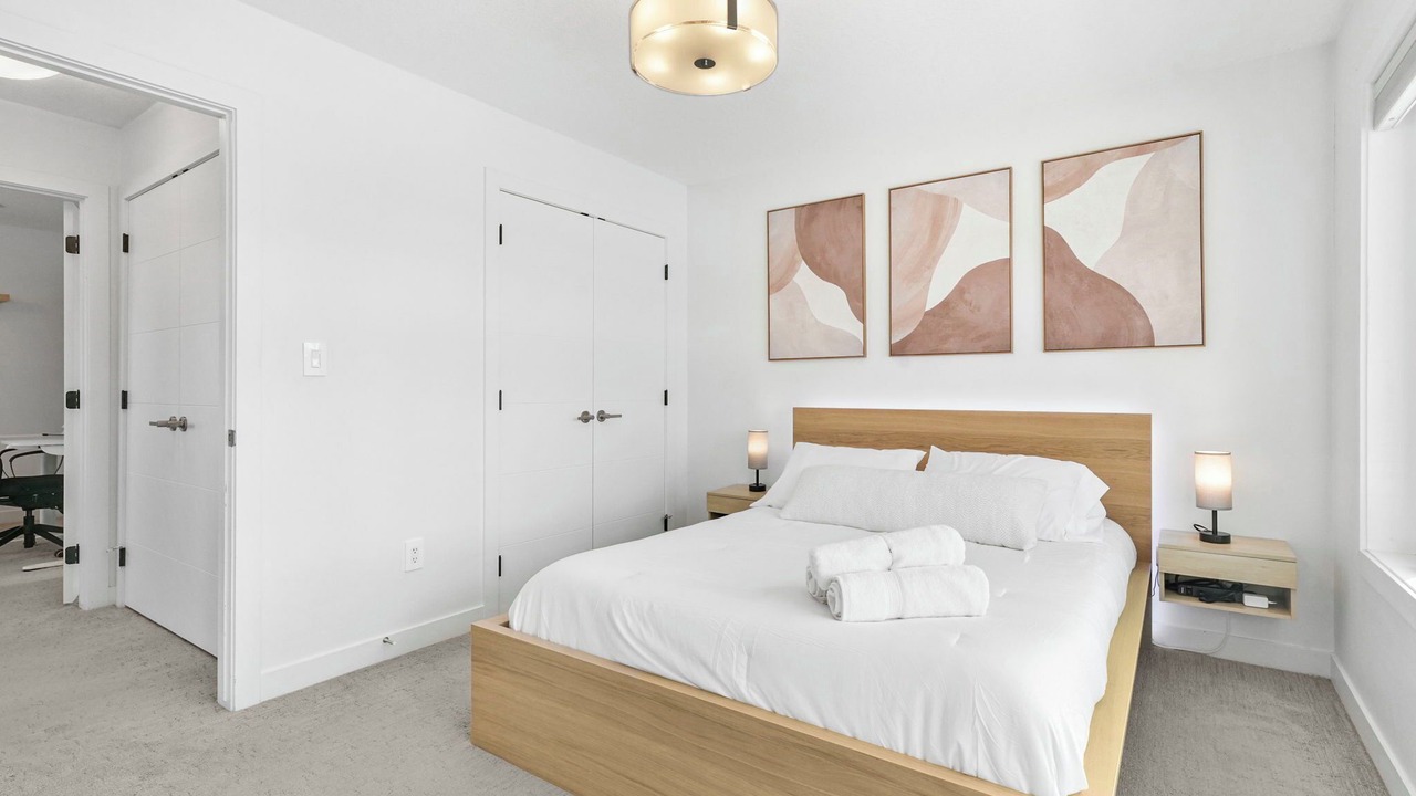Photo of Bedroom in North Central Edmonton