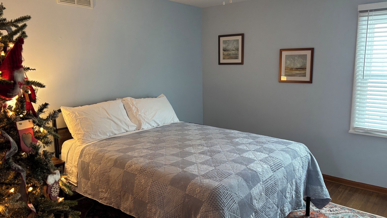 Photo of Bedroom in Edgewood