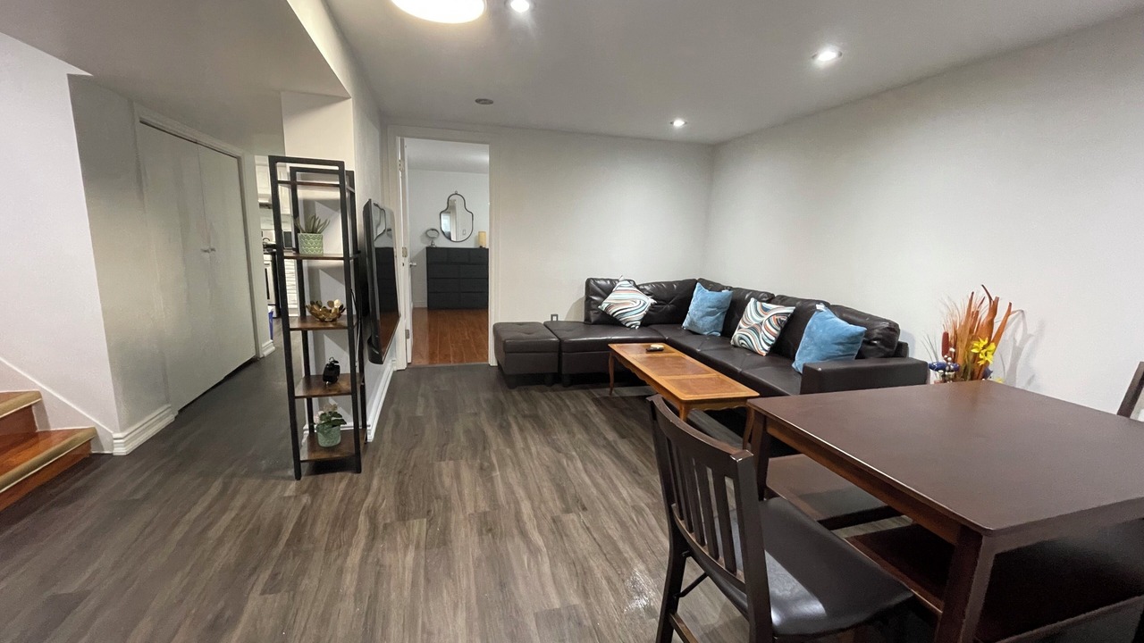 Photo of Livingroom in Etobicoke