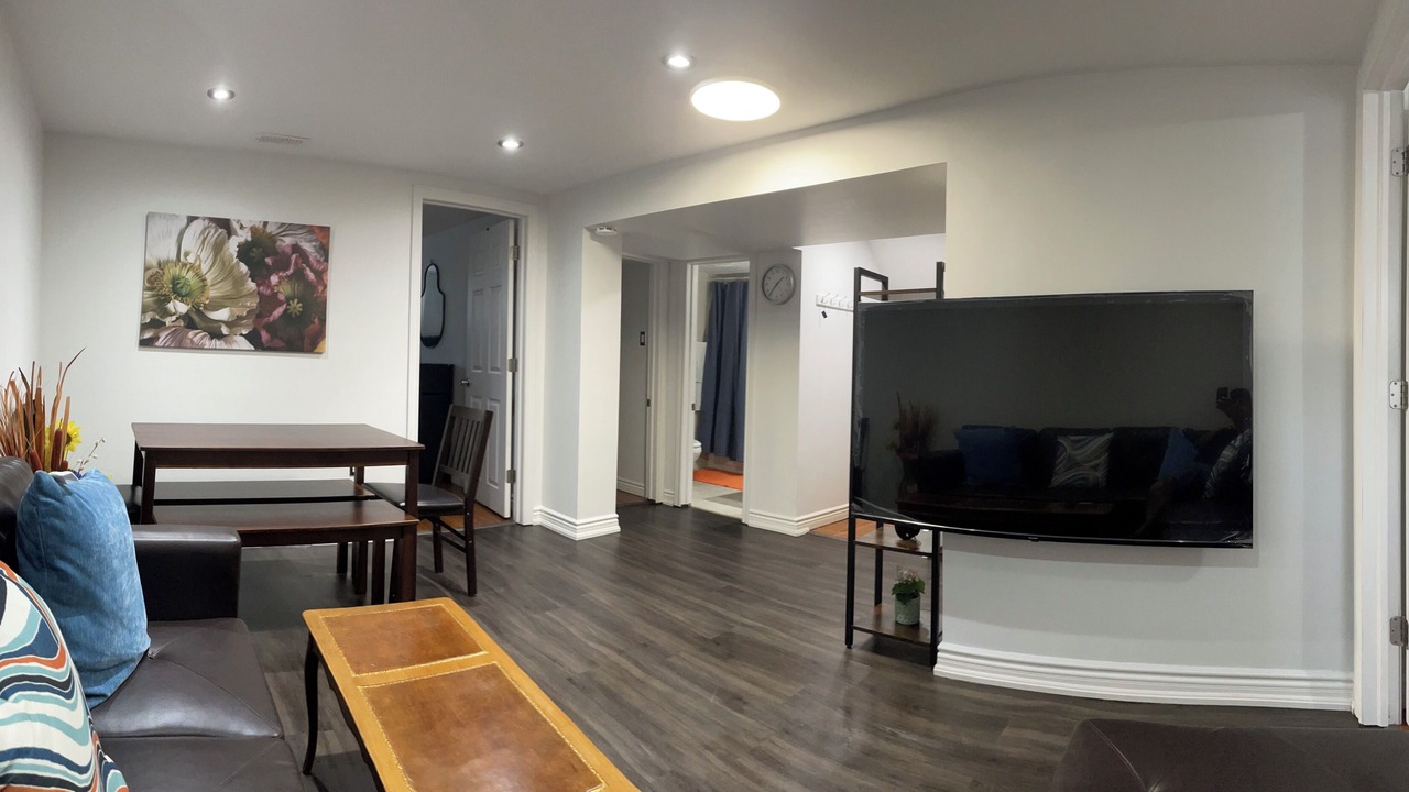 Photo of Livingroom in Etobicoke