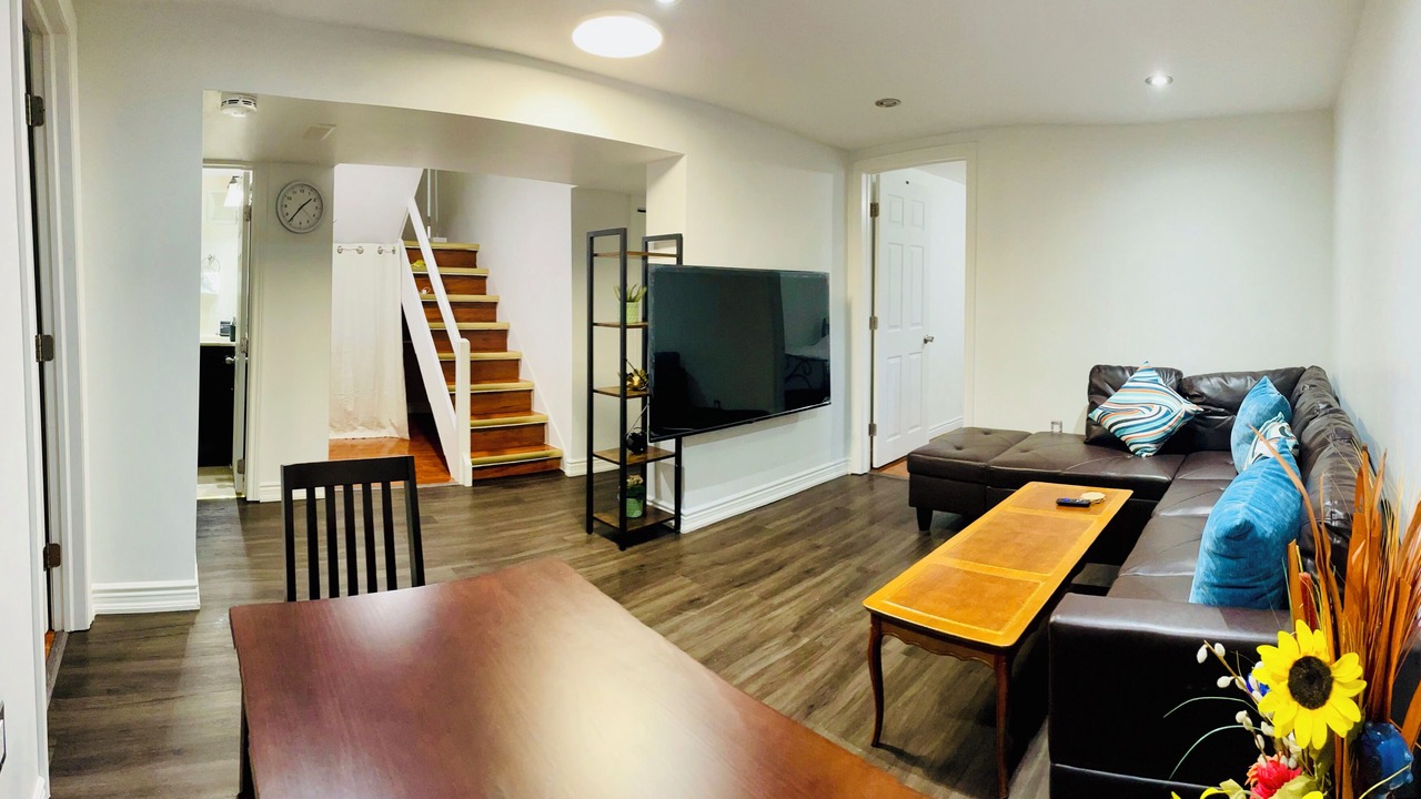 Photo of Livingroom in Etobicoke