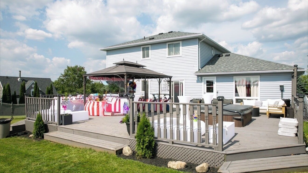 Photo of Patio Balcony in Alton