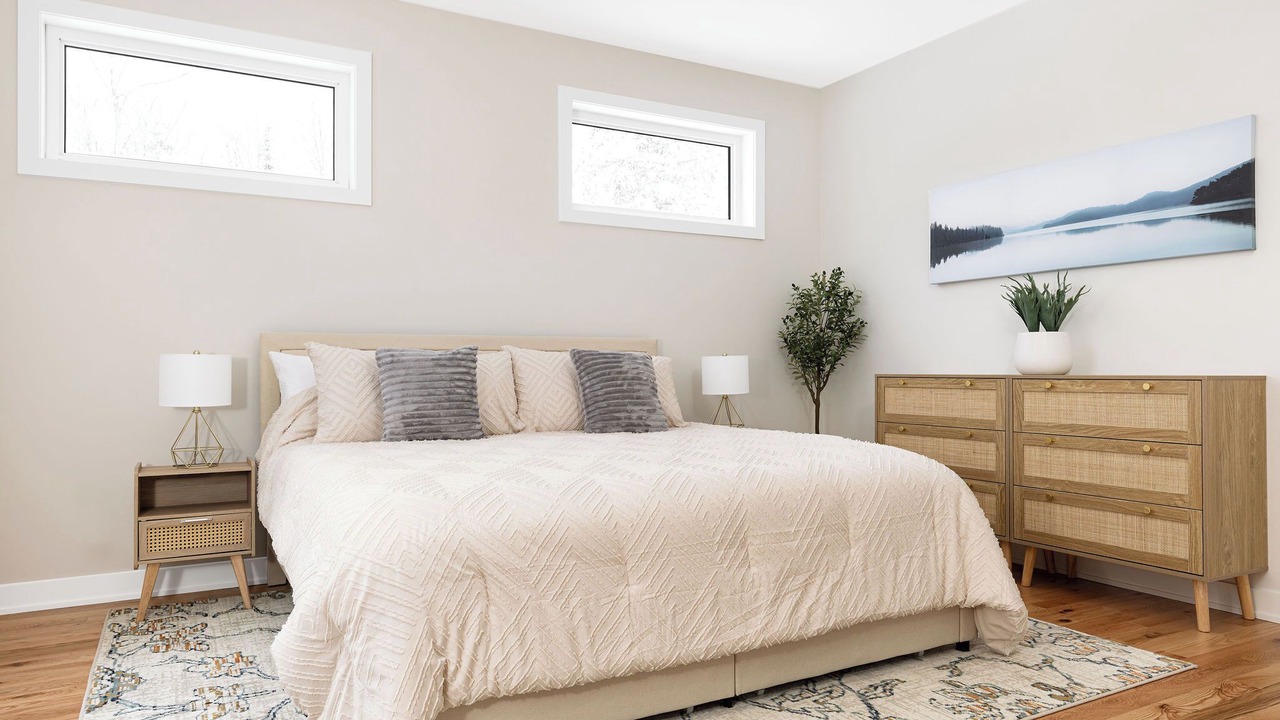 Photo of Bedroom in Lake of Bays