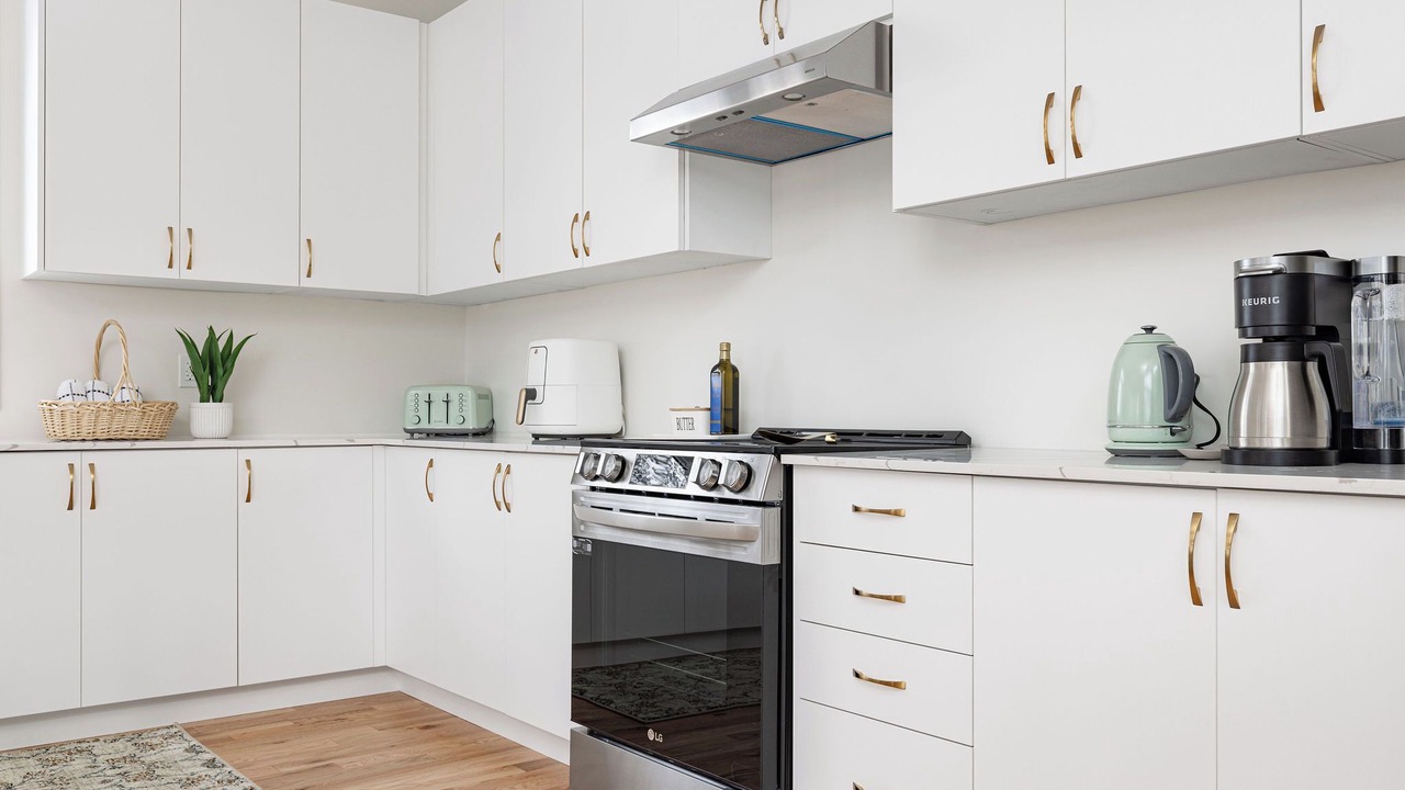 Photo of Kitchen in Lake of Bays