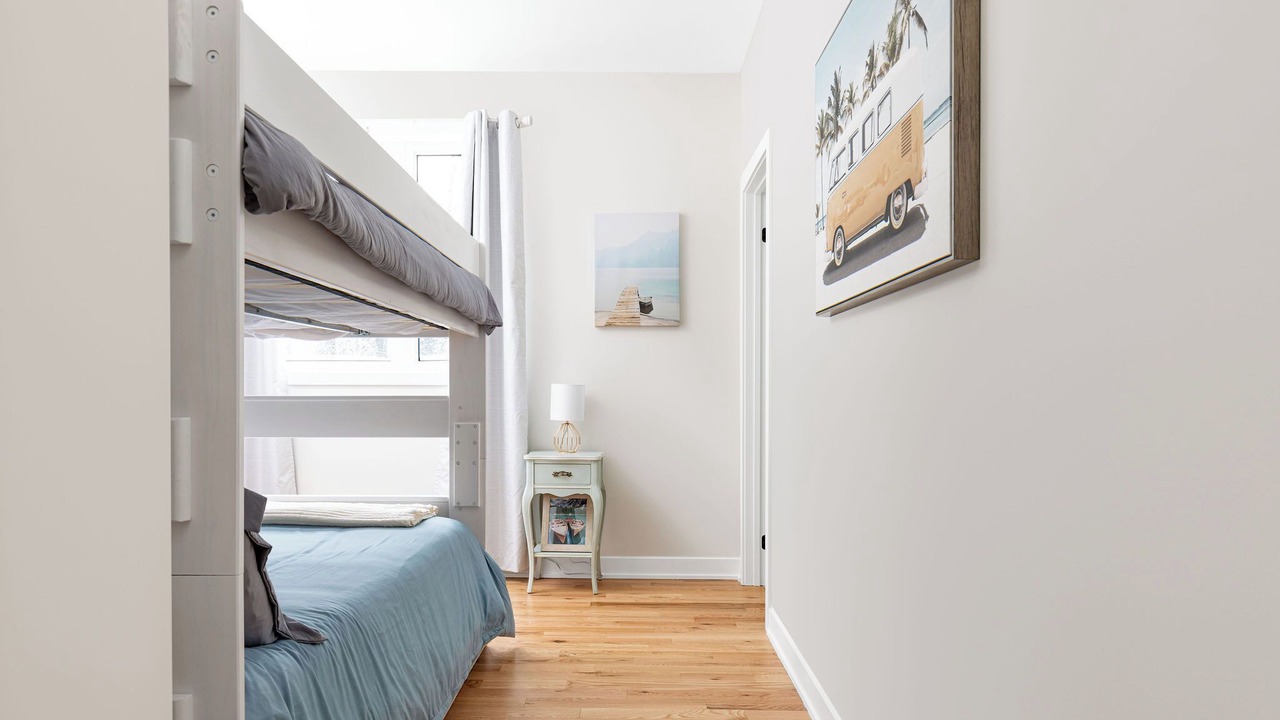 Photo of Bedroom in Lake of Bays
