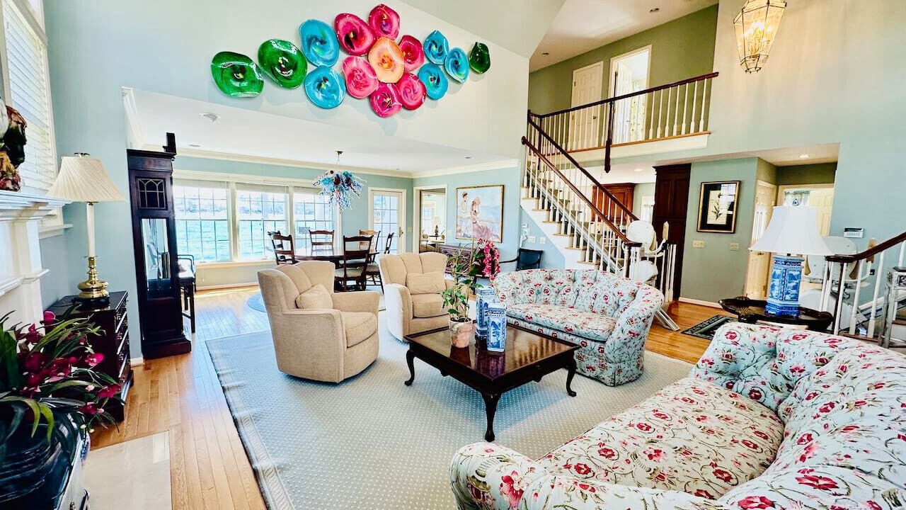 Photo of Livingroom in Penn Yan