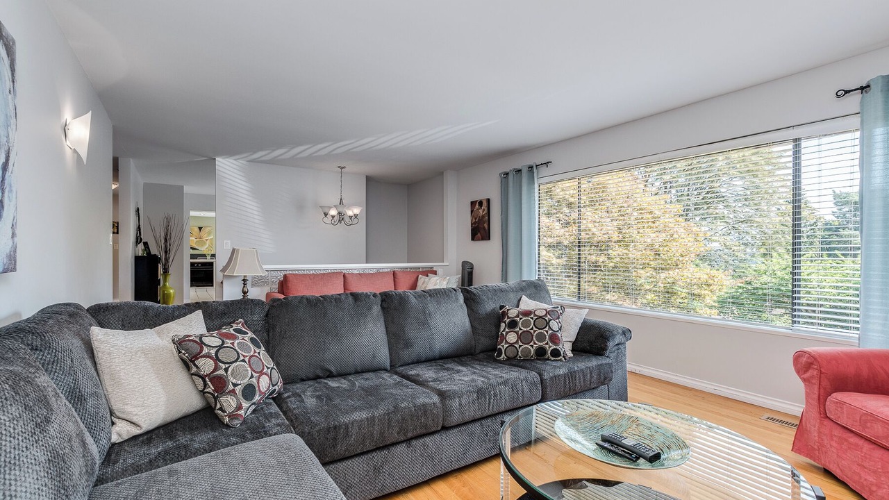 Photo of Livingroom in Coquitlam