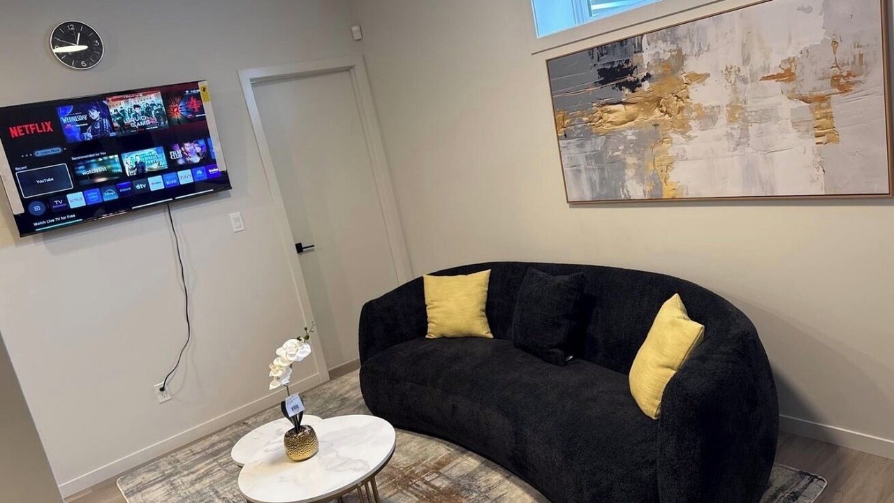 Photo of Livingroom in Northwest Edmonton