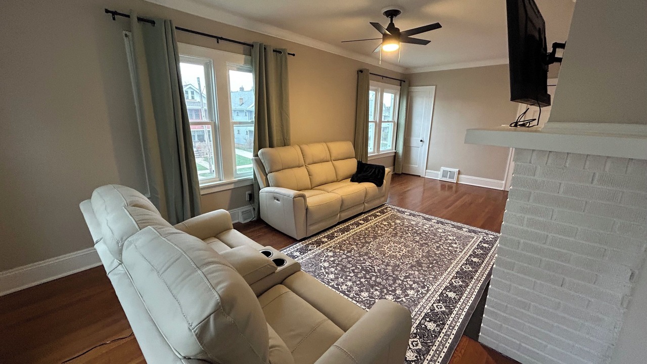 Photo of Livingroom in Lakewood