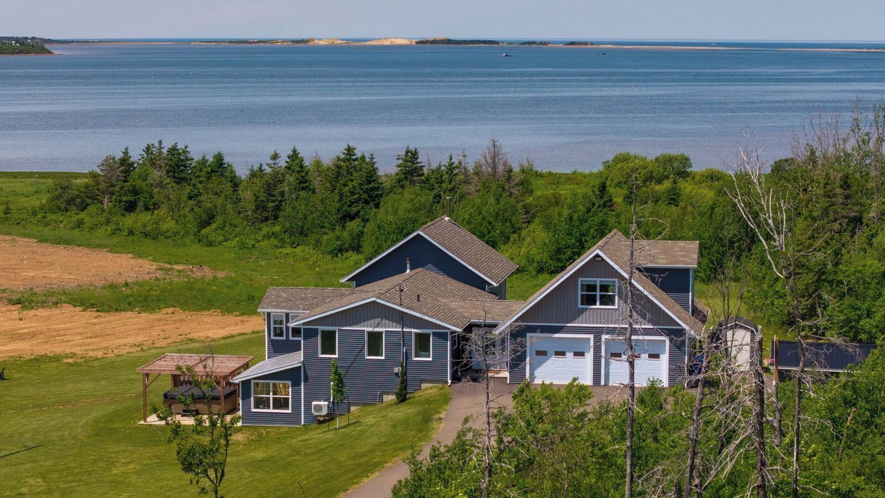 Photo of Outdoor in Blooming Point