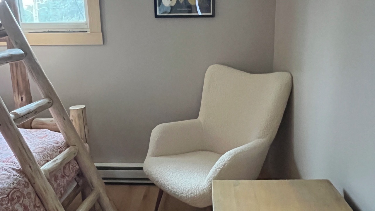 Photo of Bedroom in Victoria Beach