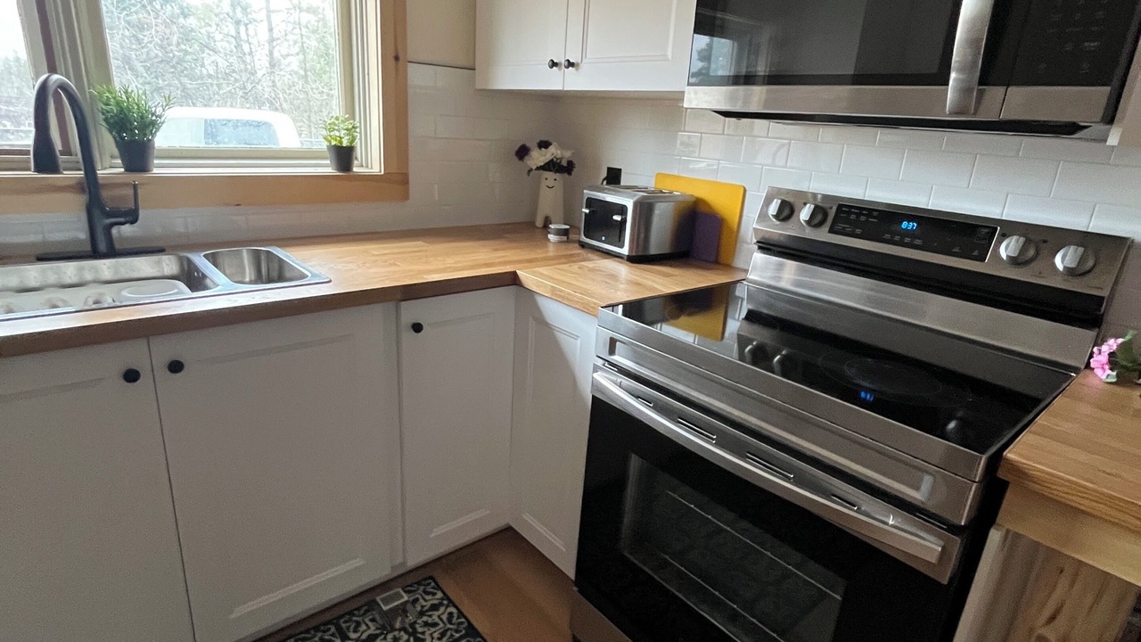 Photo of Kitchen in Victoria Beach