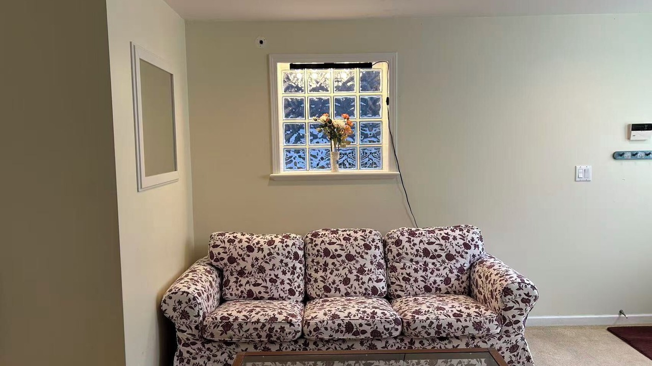 Photo of Livingroom in Arbutus Ridge