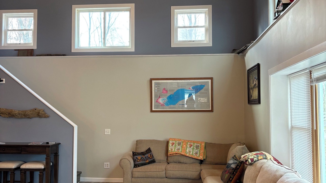 Photo of Livingroom in Oak Harbor