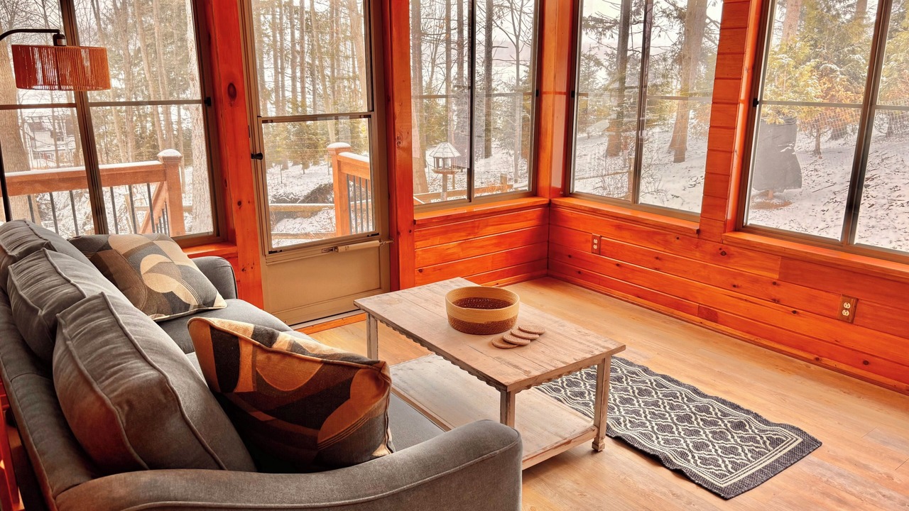 Photo of Livingroom in Conesus