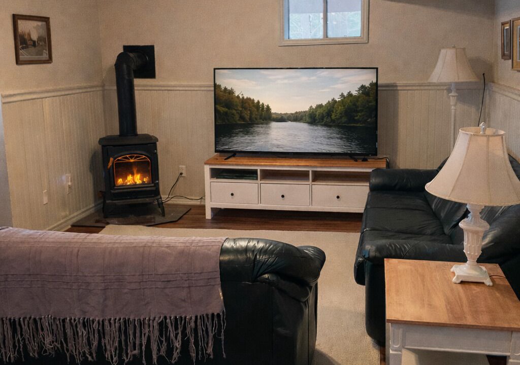 Photo of Livingroom in Muskoka Lakes