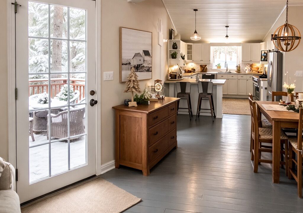 Photo of Livingroom in Muskoka Lakes