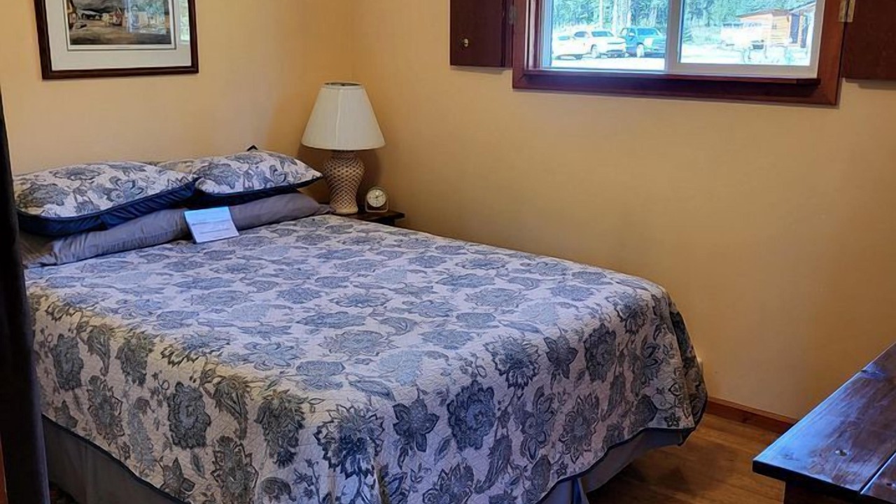 Photo of Bedroom in Nordegg