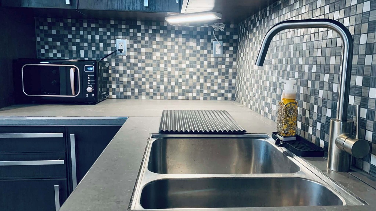 Photo of Kitchen in Port Elmsley