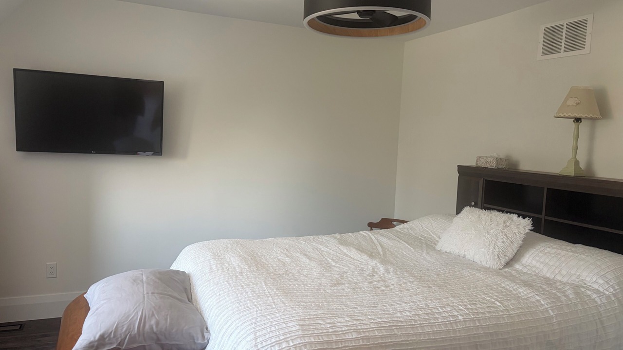 Photo of Bedroom in Caledon