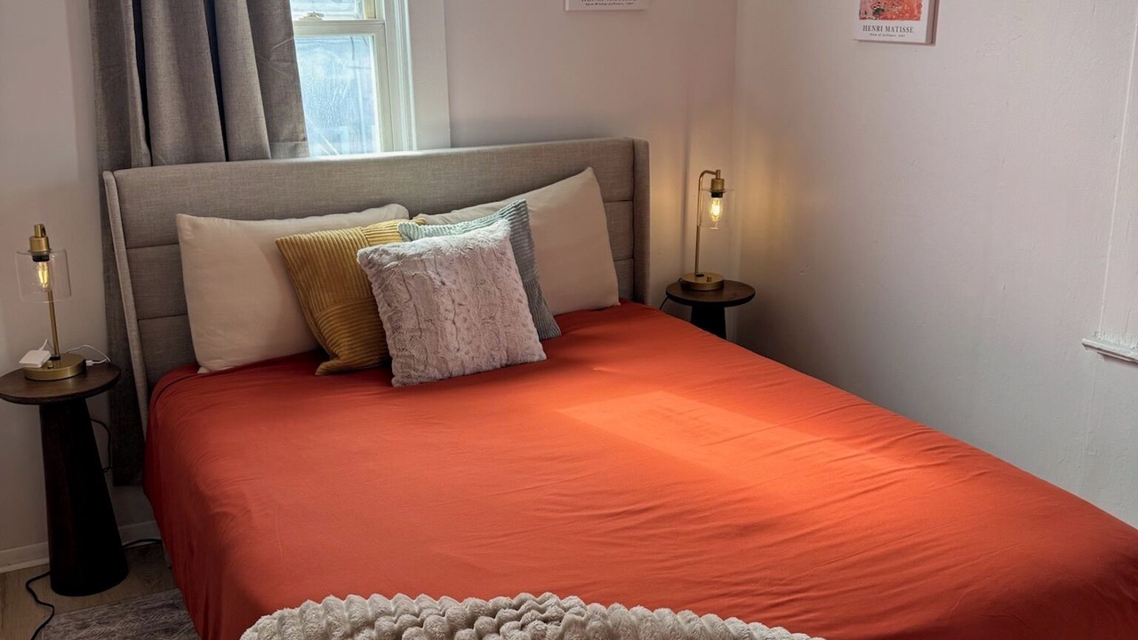 Photo of Bedroom in Cleveland