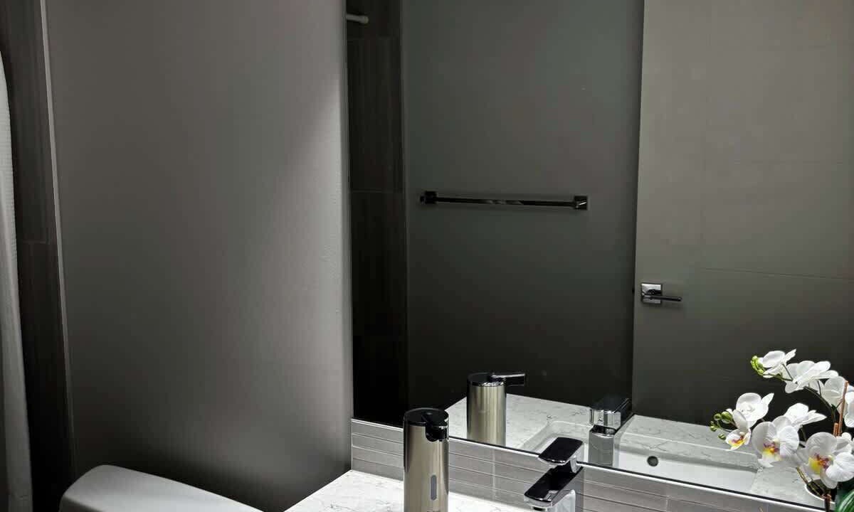 Photo of Bathroom in Sunalta