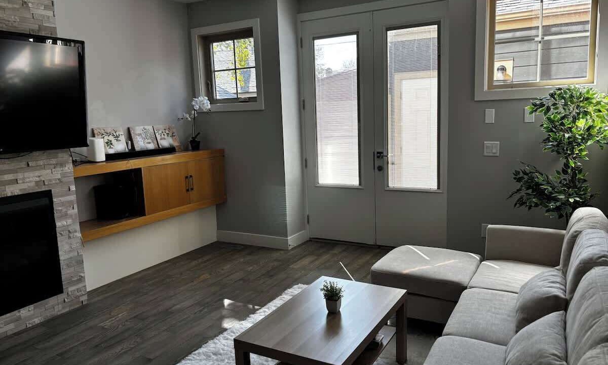Photo of Livingroom in Sunalta