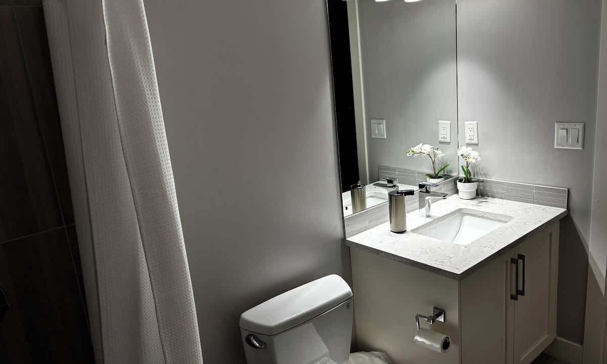 Photo of Bathroom in Sunalta