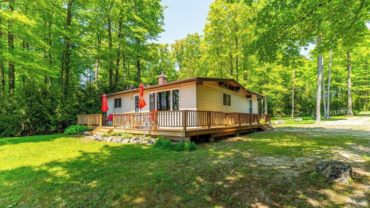 Photo of Outdoor in Grey Highlands