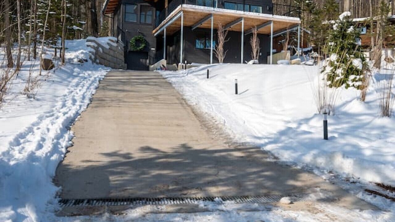 Photo of Outdoor in Grey Highlands