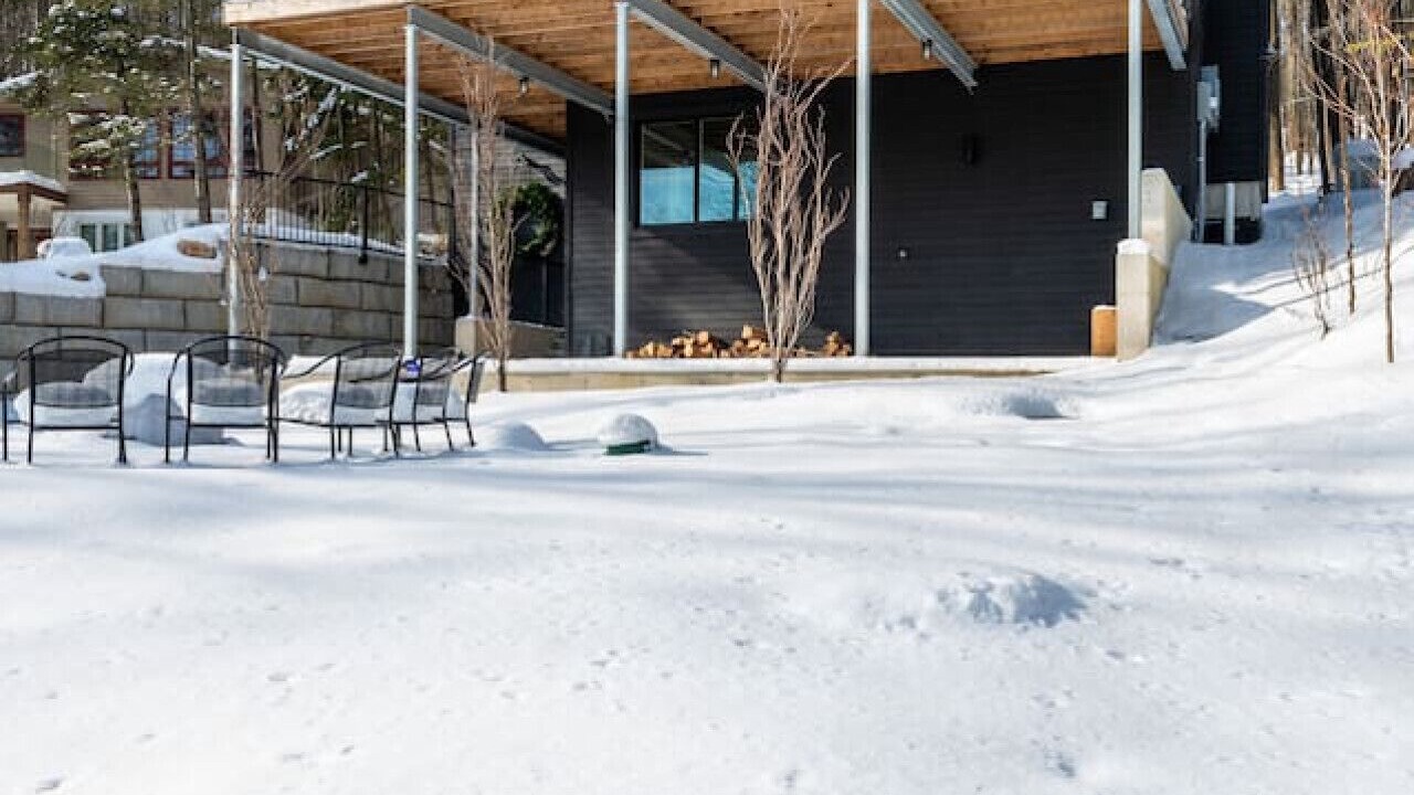 Photo of Outdoor in Grey Highlands