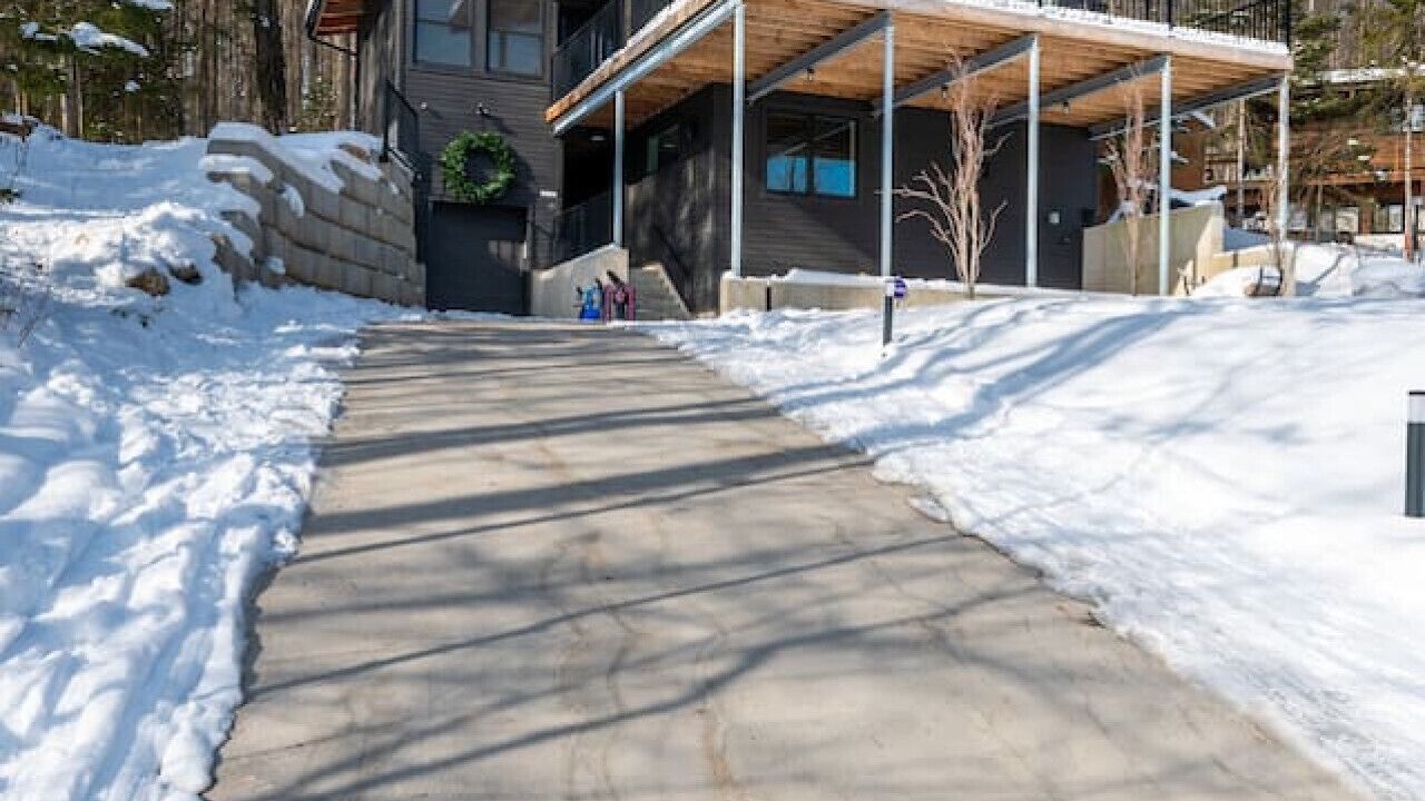 Photo of Outdoor in Grey Highlands