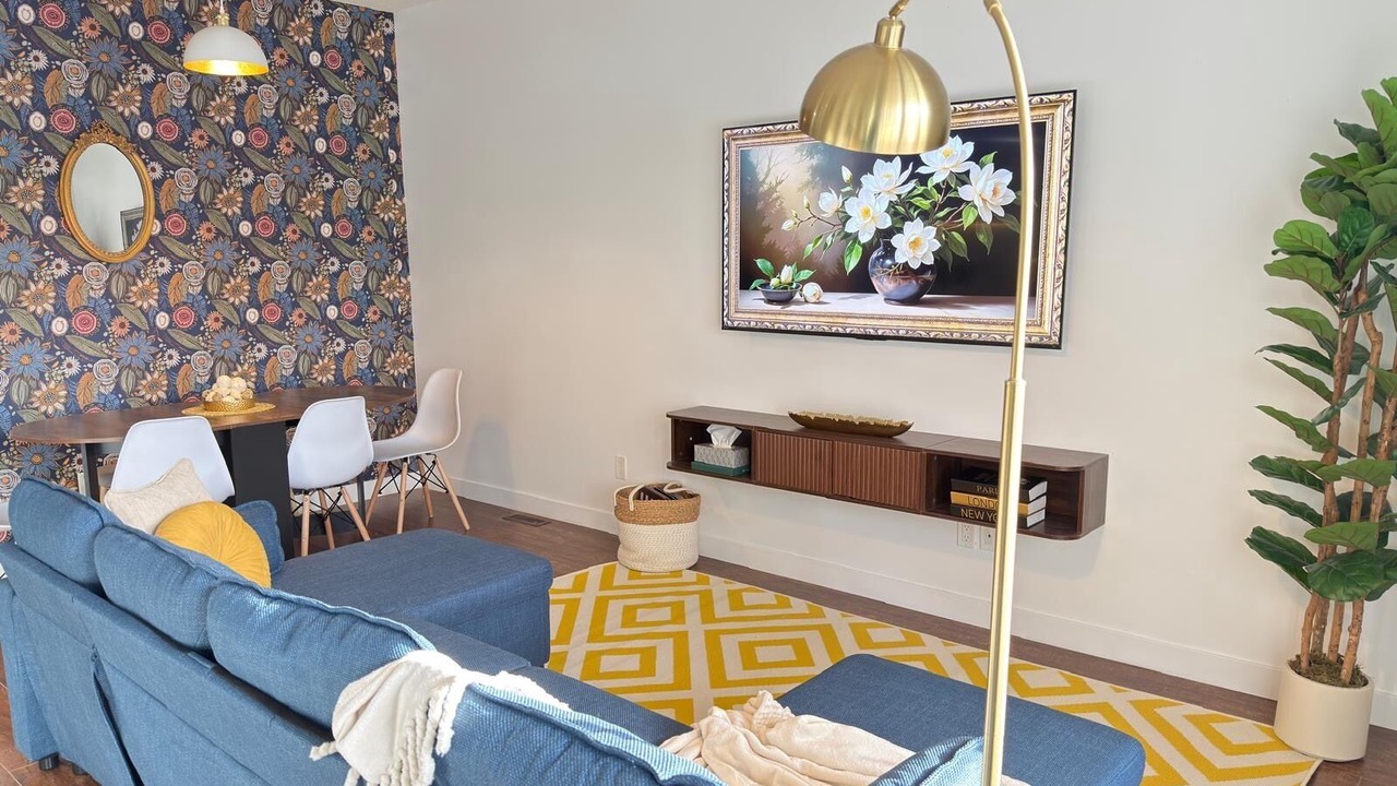 Photo of Livingroom in Regina