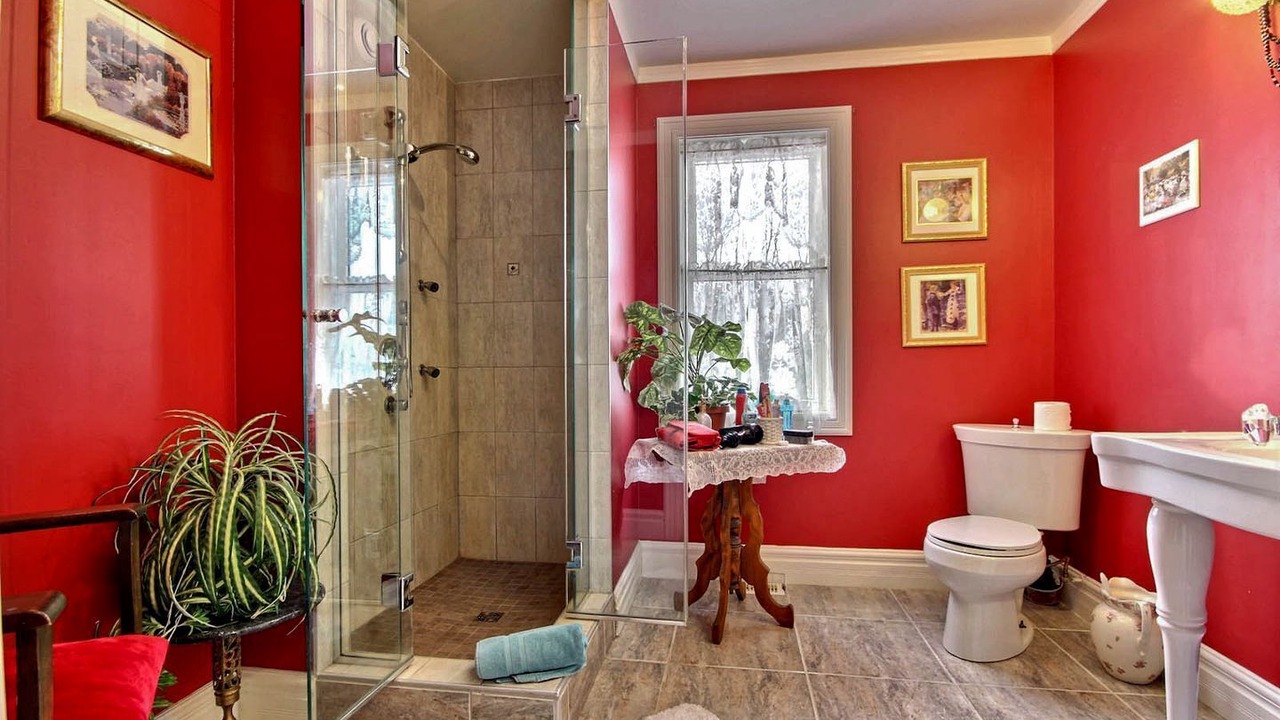 Photo of Bathroom in North Dundas