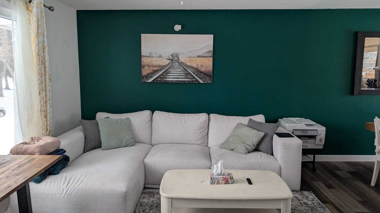 Photo of Livingroom in Camrose