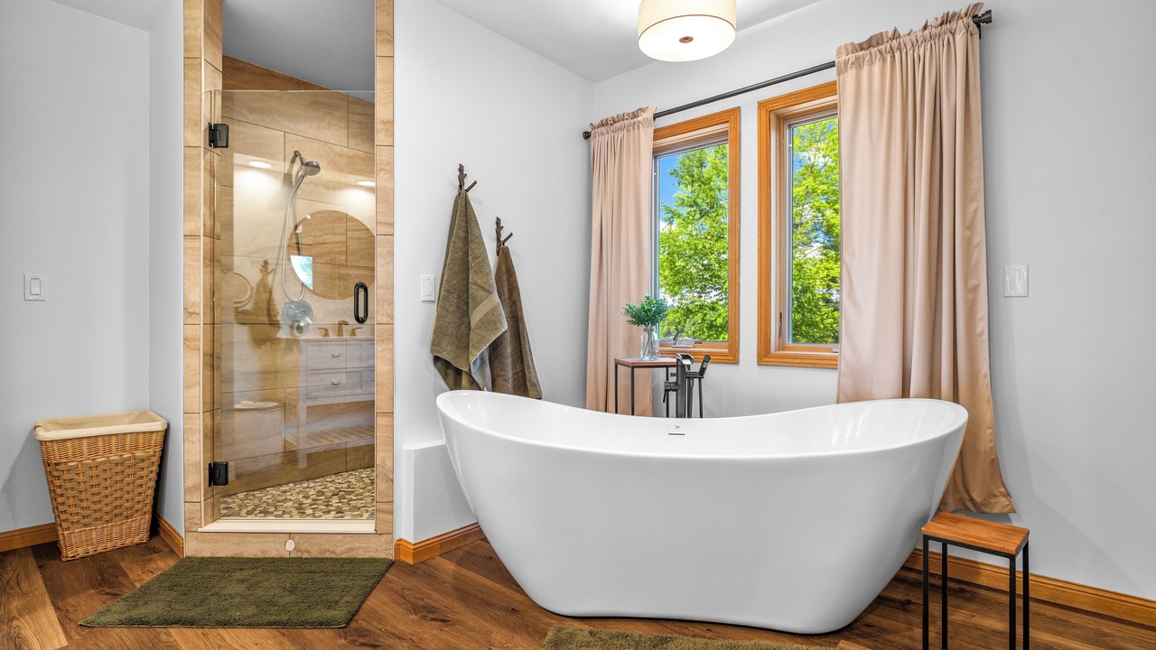 Photo of Bathroom in Alder Creek