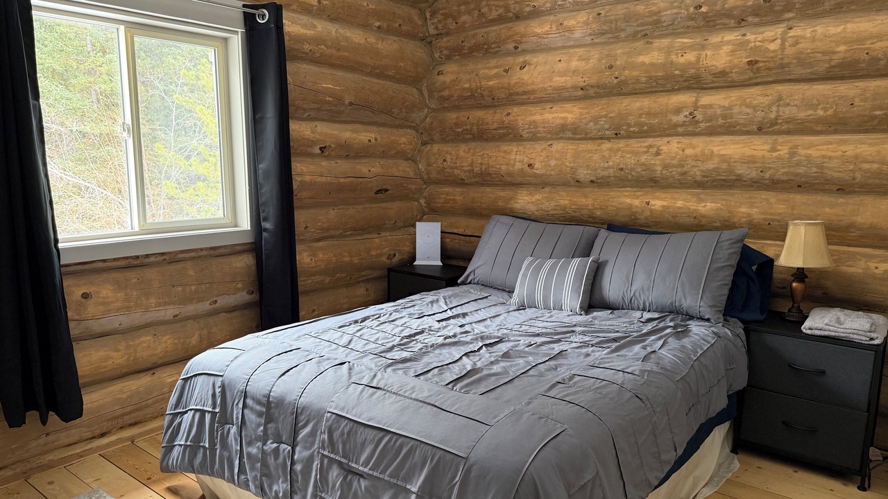 Photo of Bedroom in Stikine Region