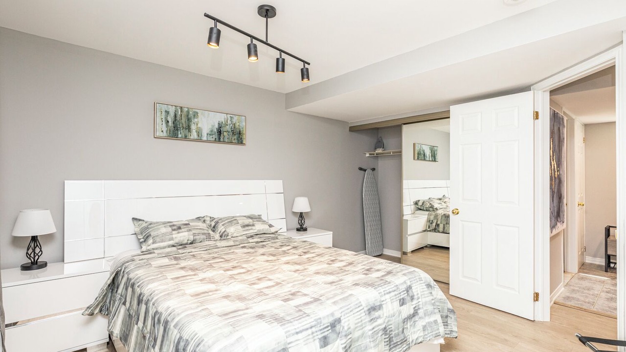 Photo of Bedroom in Ottawa Division