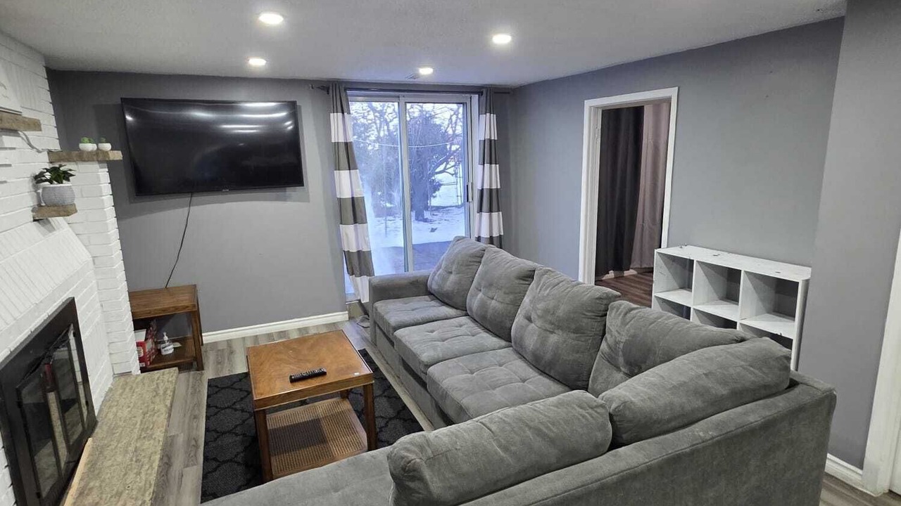 Photo of Livingroom in Brampton