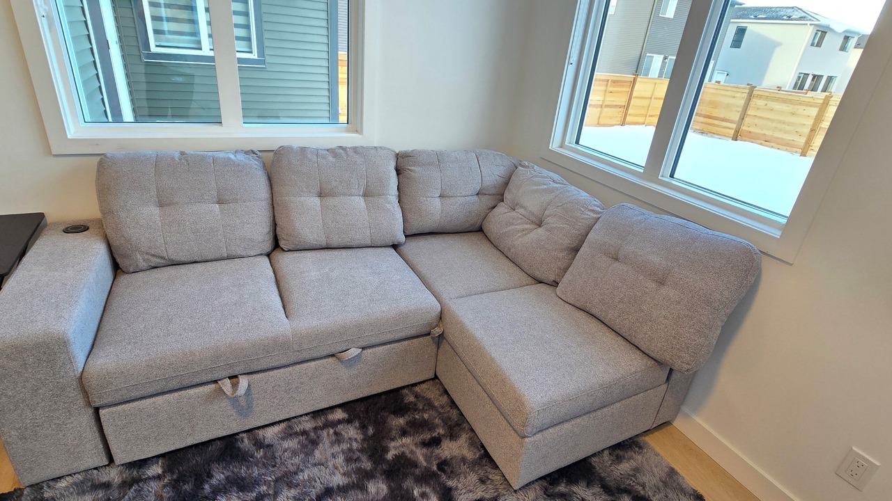 Photo of Livingroom in Airdrie