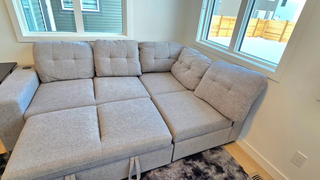 Photo of Livingroom in Airdrie