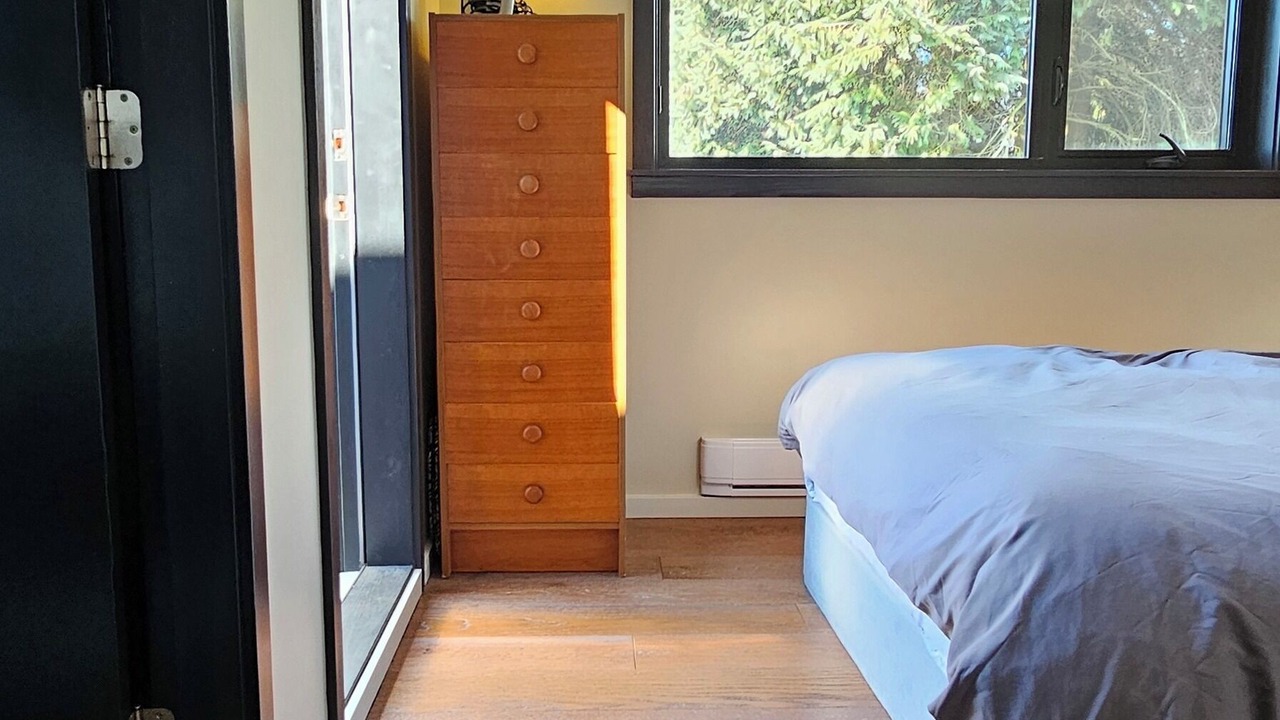 Photo of Bedroom in East Side