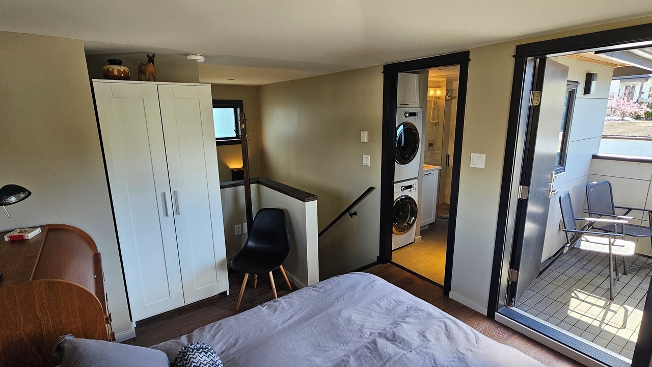 Photo of Bedroom in East Side
