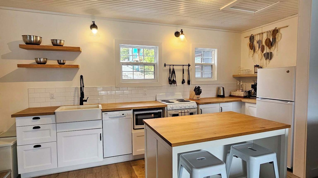 Photo of Kitchen in Tobermory