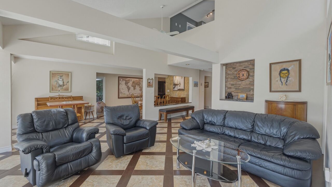 Photo of Livingroom in Deep Cove