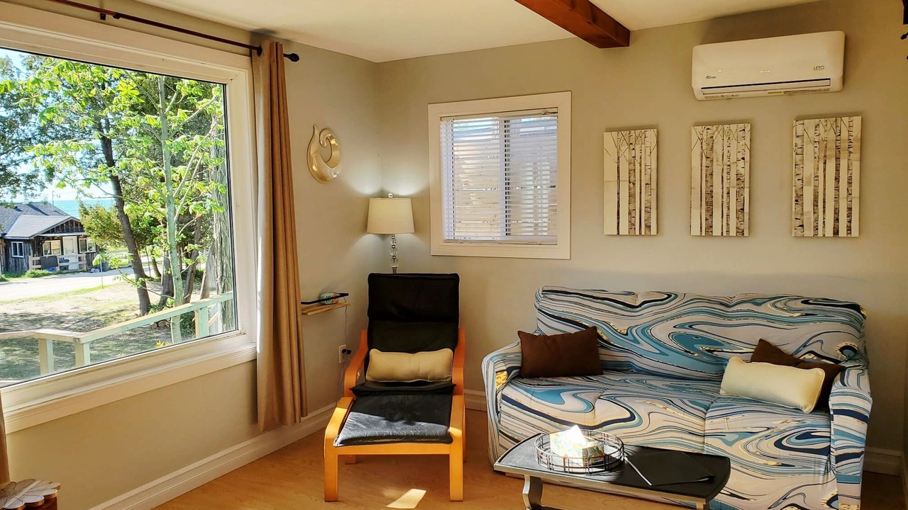 Photo of Livingroom in Sauble Beach